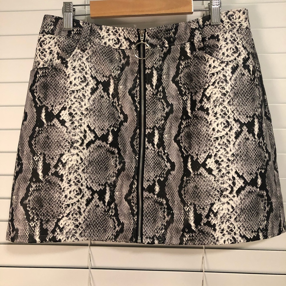 pleather snakeskin mini skirt